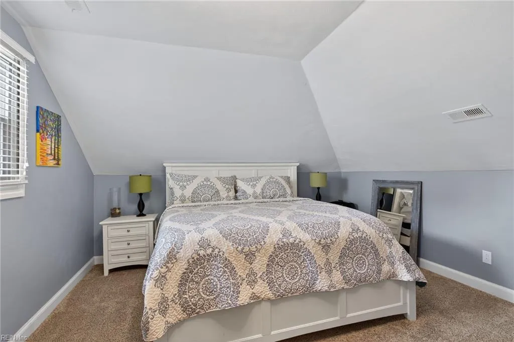 Virginia Beach, Virginia 23452, United States, 5 Bedrooms Bedrooms, ,4 BathroomsBathrooms,Residential,Pending,202925