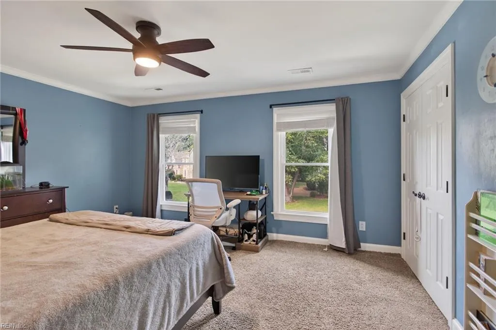 Virginia Beach, Virginia 23452, United States, 5 Bedrooms Bedrooms, ,4 BathroomsBathrooms,Residential,Pending,202925