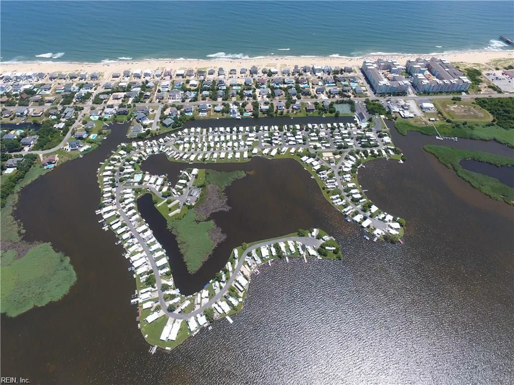 Photo of 3665 Sandpiper Road #136, Virginia Beach, VA 23456 (MLS # 10607716)