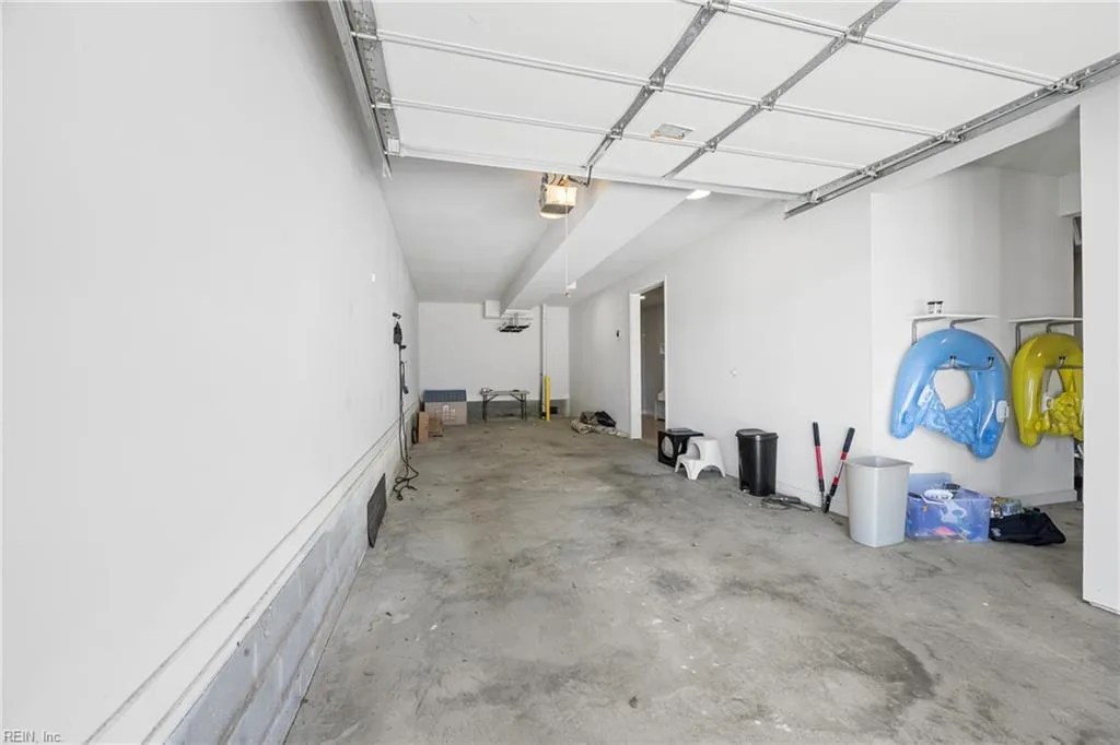 Norfolk, Virginia 23503, United States, 4 Bedrooms Bedrooms, ,3 BathroomsBathrooms,Residential,Active,156058