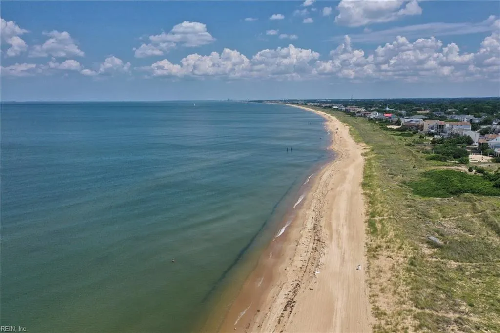 Norfolk, Virginia 23503, United States, 2 Bedrooms Bedrooms, ,1 BathroomBathrooms,Residential,Active,213817