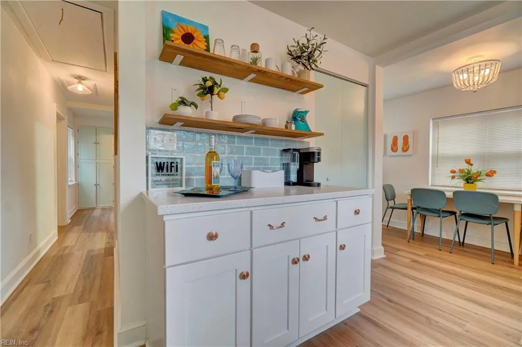 Norfolk, Virginia 23503, United States, 2 Bedrooms Bedrooms, ,1 BathroomBathrooms,Residential,Active,213817