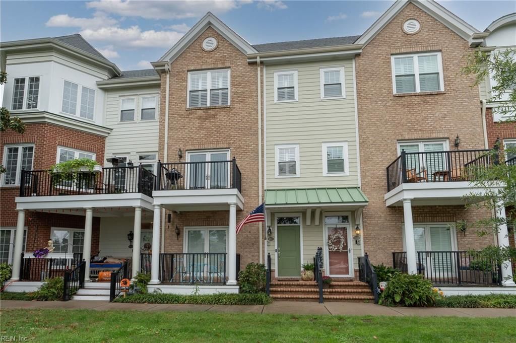 Photo of 1023 Bolling Avenue Ave, Norfolk, VA 23508 (MLS # 10619026)