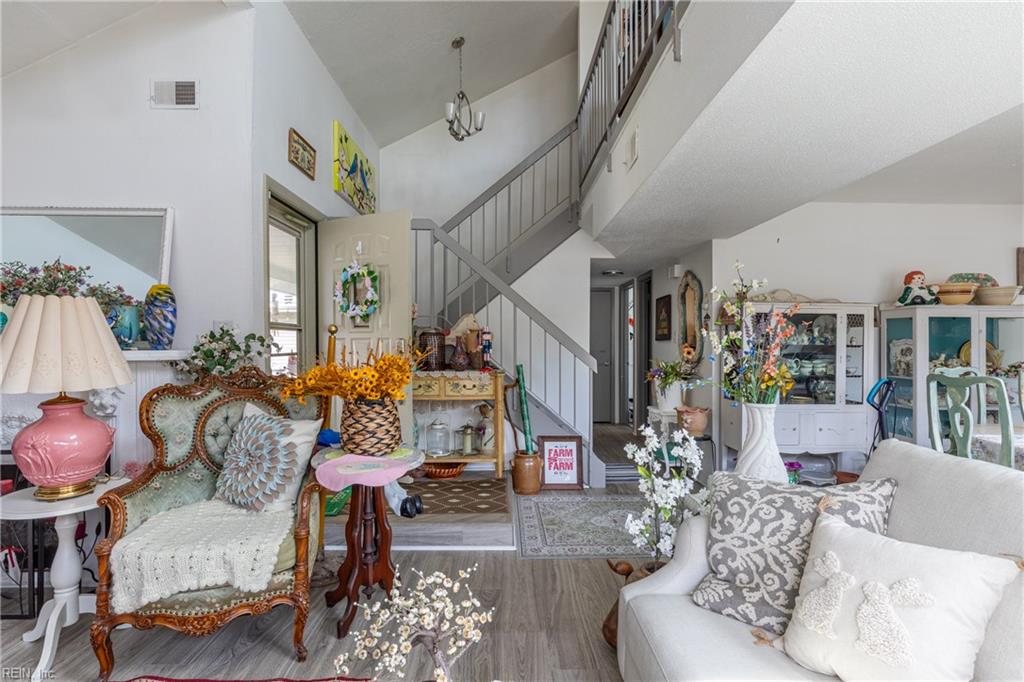 3429 Dandelion CRES