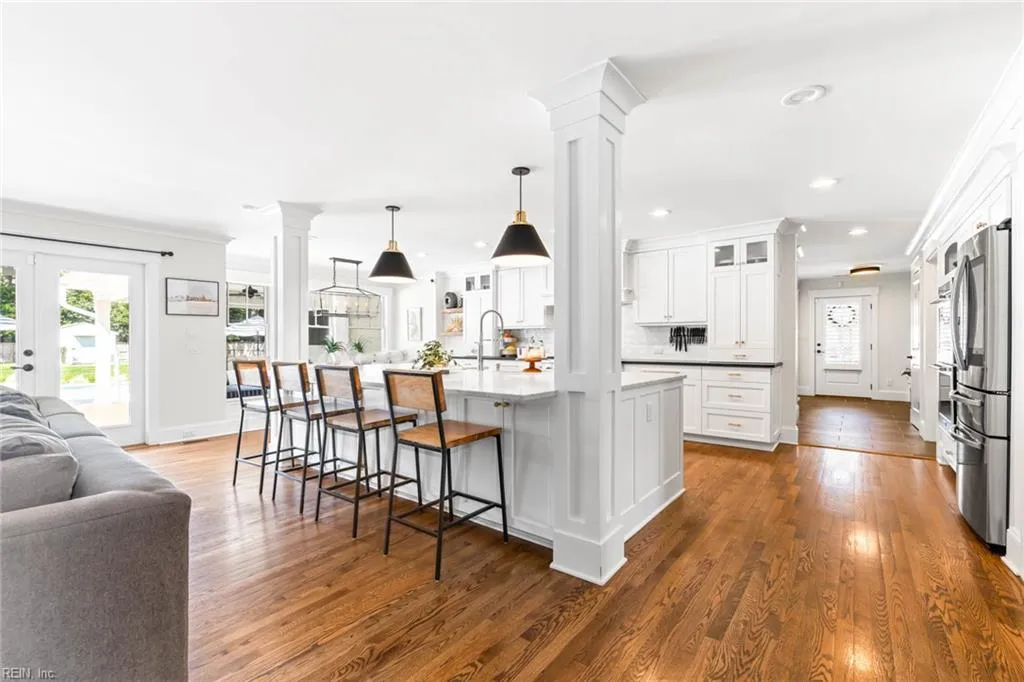 Virginia Beach, Virginia 23454, United States, 5 Bedrooms Bedrooms, ,5 BathroomsBathrooms,Residential,Pending,101377