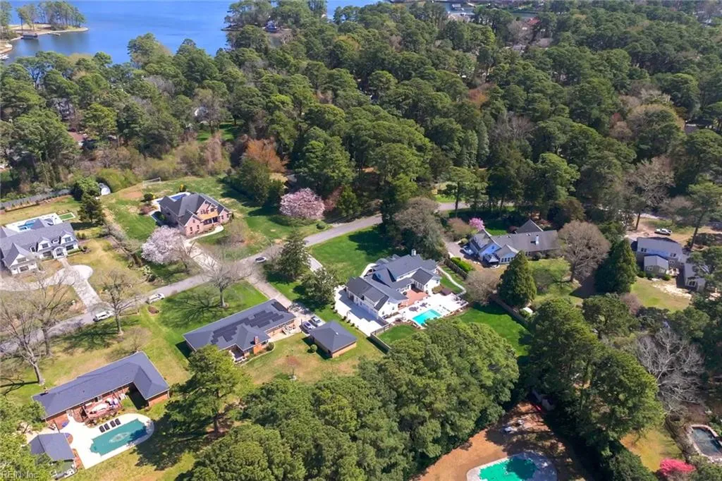 Virginia Beach, Virginia 23454, United States, 5 Bedrooms Bedrooms, ,5 BathroomsBathrooms,Residential,Pending,101377