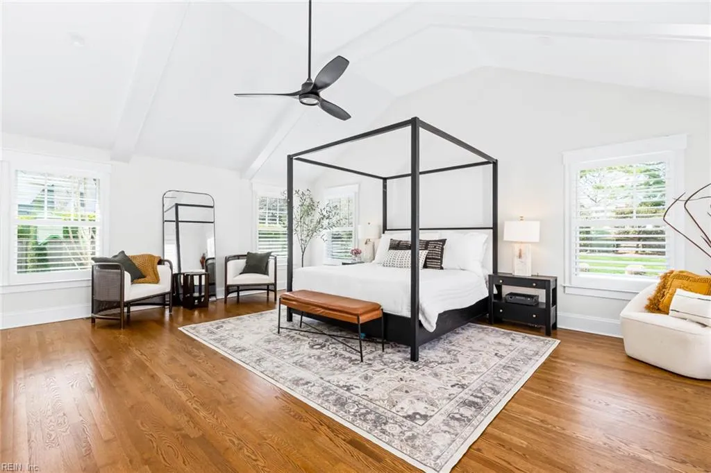 Virginia Beach, Virginia 23454, United States, 5 Bedrooms Bedrooms, ,5 BathroomsBathrooms,Residential,Pending,101377