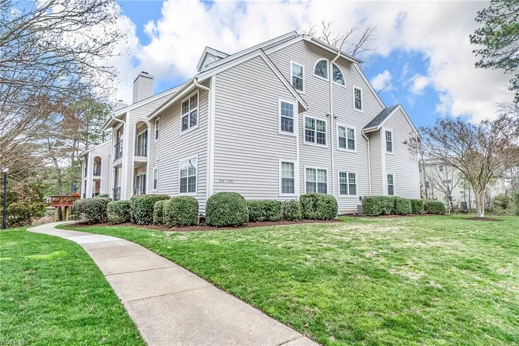 Virginia Beach, Virginia 23454, United States, 3 Bedrooms Bedrooms, ,3 BathroomsBathrooms,Residential,Active,90878