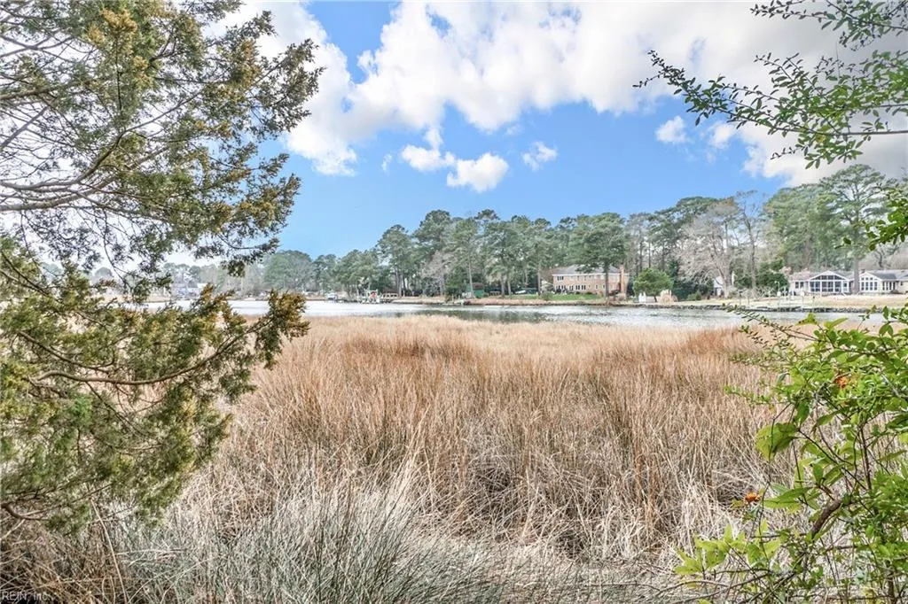 Virginia Beach, Virginia 23454, United States, 3 Bedrooms Bedrooms, ,3 BathroomsBathrooms,Residential,Active,90878