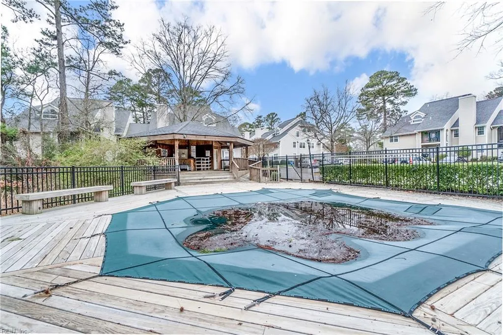 Virginia Beach, Virginia 23454, United States, 3 Bedrooms Bedrooms, ,3 BathroomsBathrooms,Residential,Active,90878