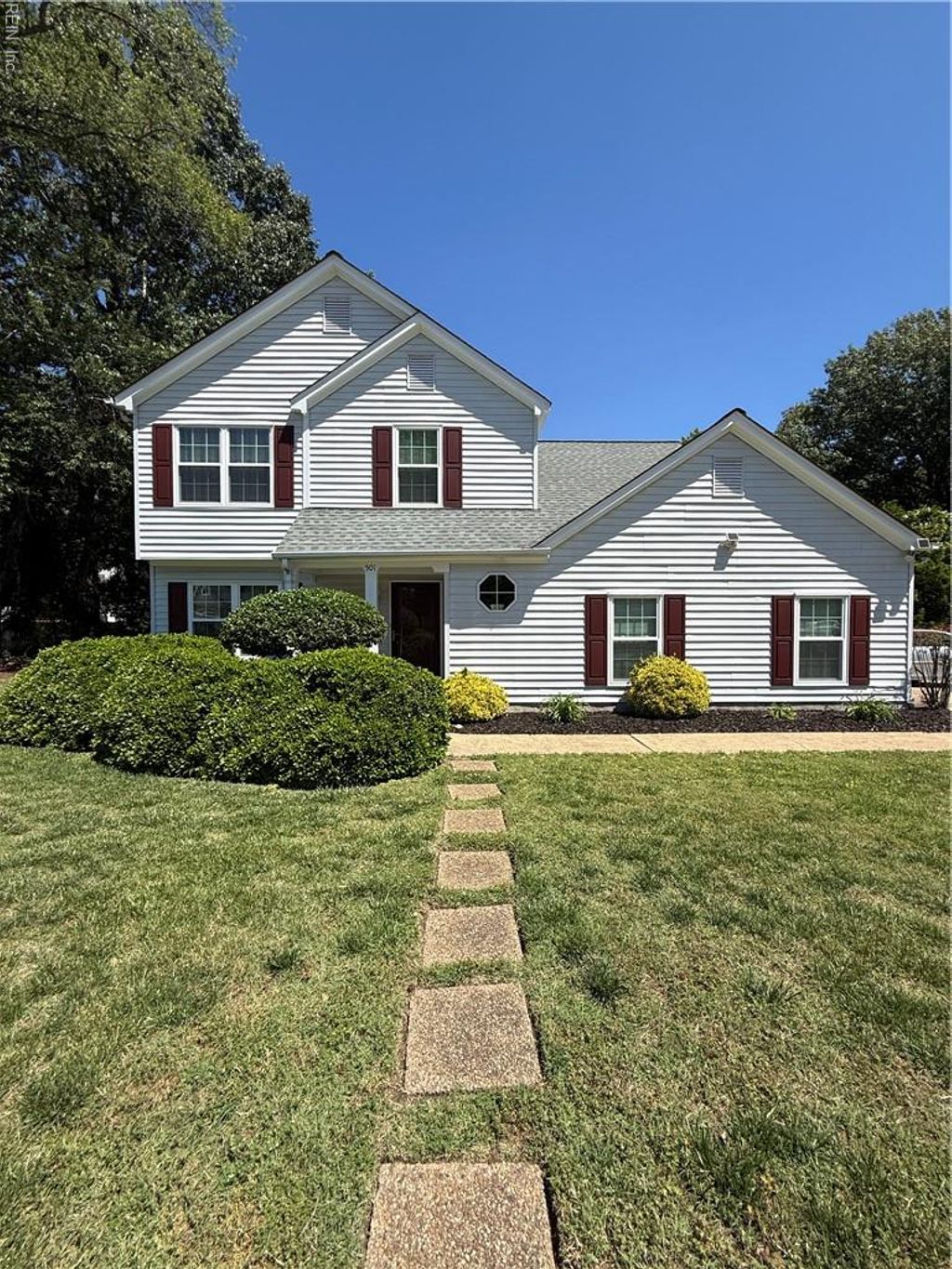 Photo of 501 Deep Creek Road RD, Newport News, VA 23606 (MLS # 10634065)