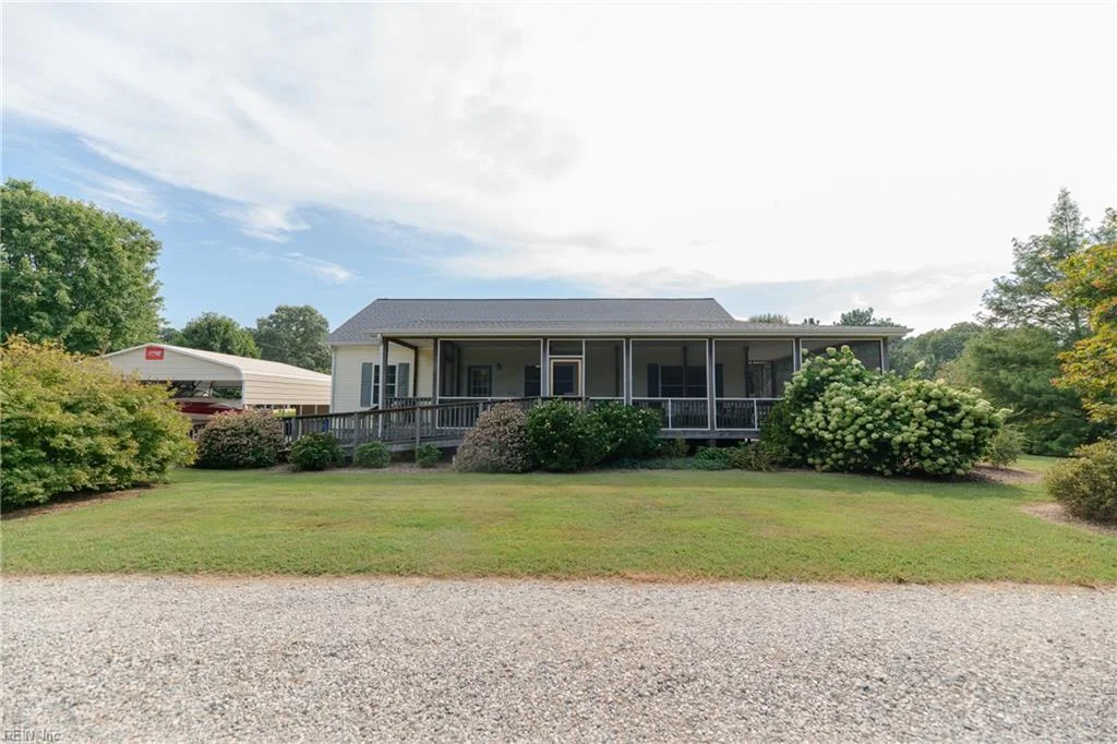 2920 Frying Pan Farm Lane, Hayes, VA, 23072