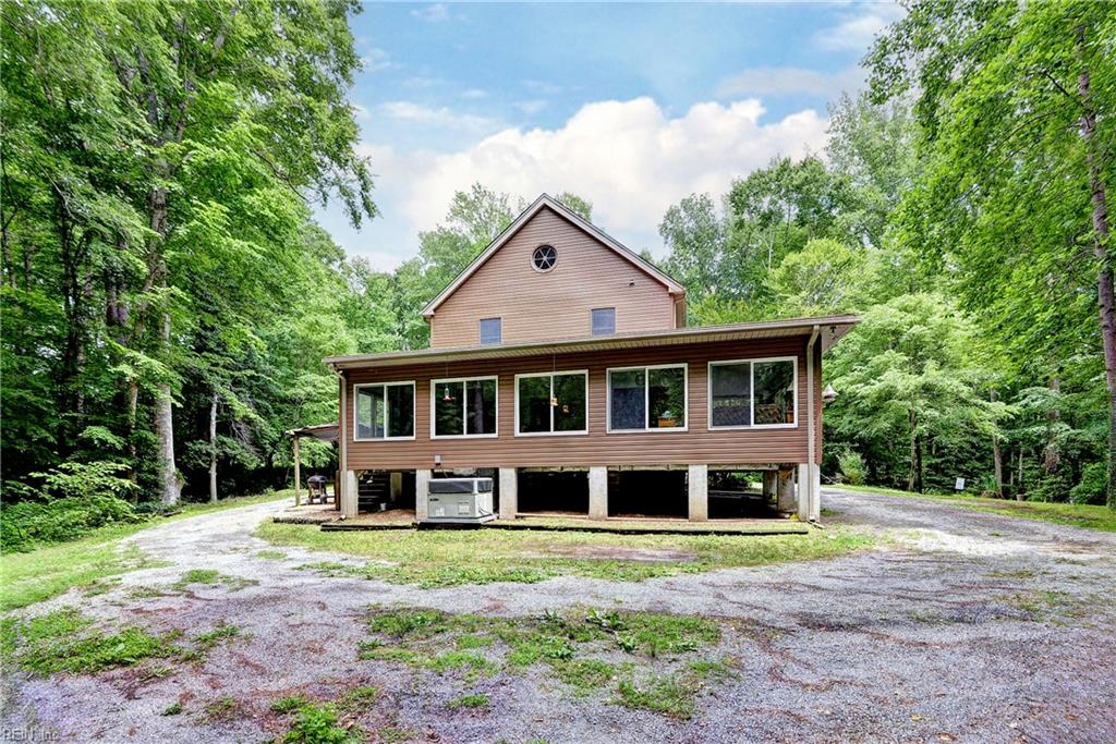 631 Rocky Bottom RD