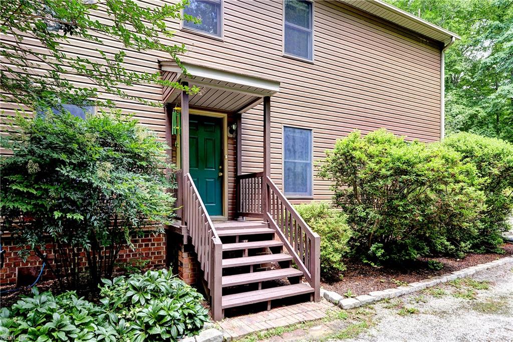 631 Rocky Bottom RD