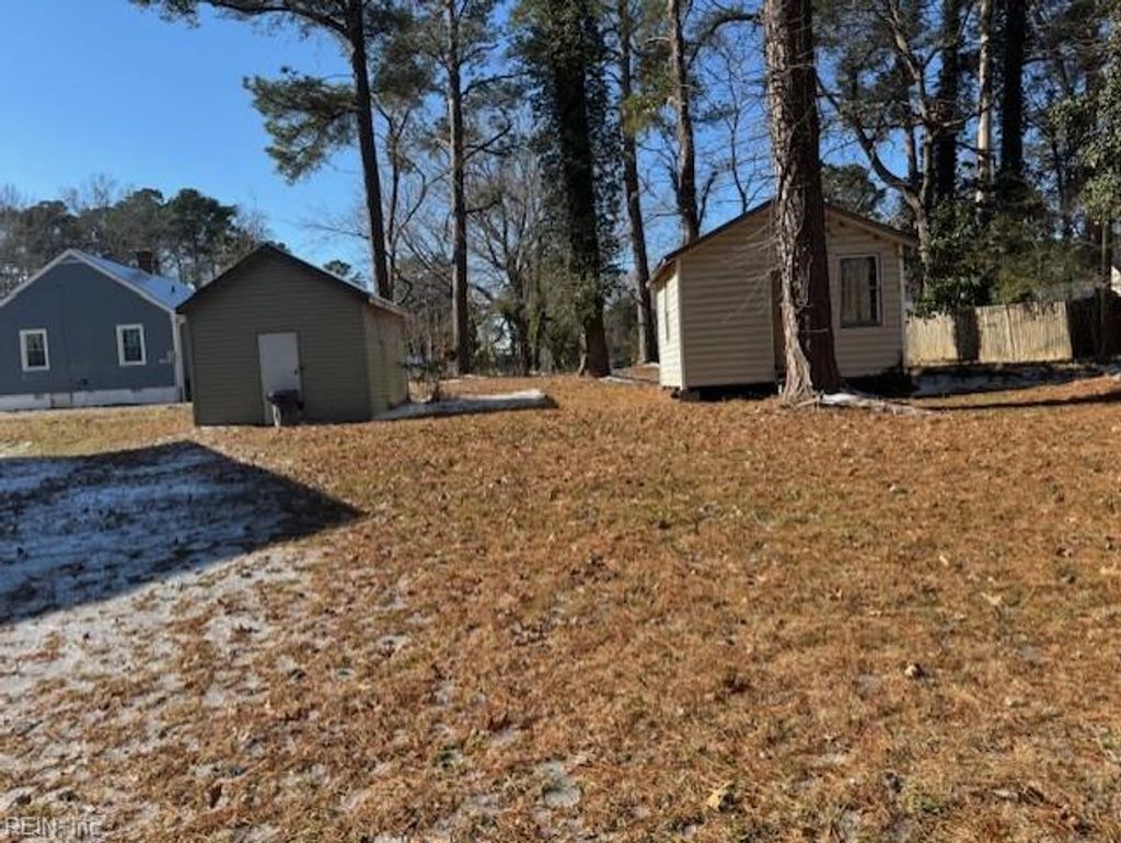 Photo of 513 Burbank Street, Williamsburg, VA 23185 (MLS # 10621063)