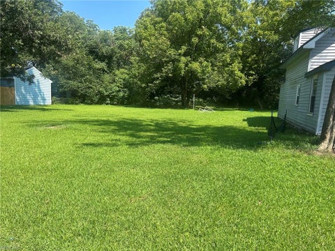 Photo of 3104 Glen Avenue, Norfolk, VA 23513 (MLS # 10648835)