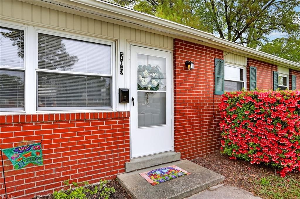 Photo of 705 New Bern Avenue, Hampton, VA 23669 (MLS # 10642069)