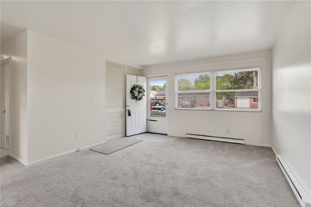 Photo of 705 New Bern Avenue, Hampton, VA 23669 (MLS # 10642069)