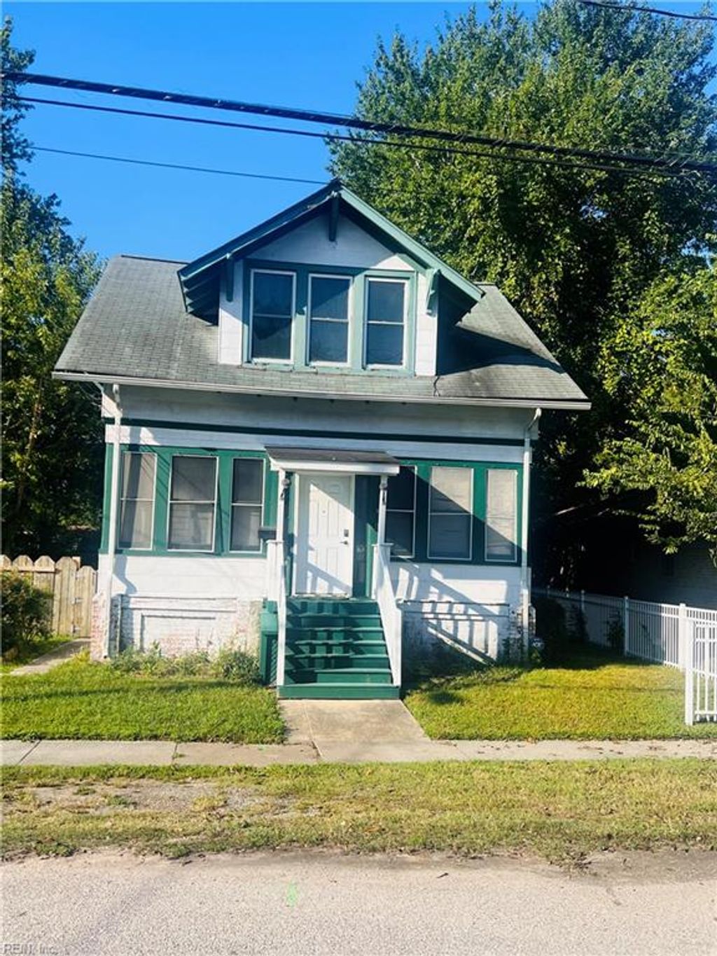 Photo of 35 W Sherwood Avenue, Hampton, VA 23663 (MLS # 10605895)