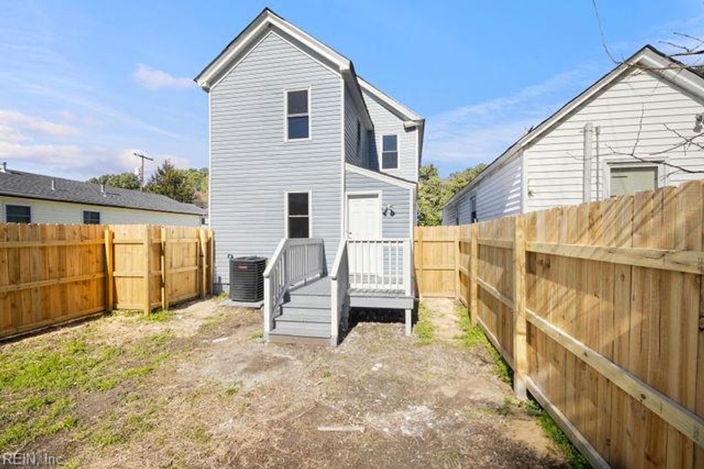 Photo of 423 Pine Avenue, Newport News, VA 23607 (MLS # 10627458)