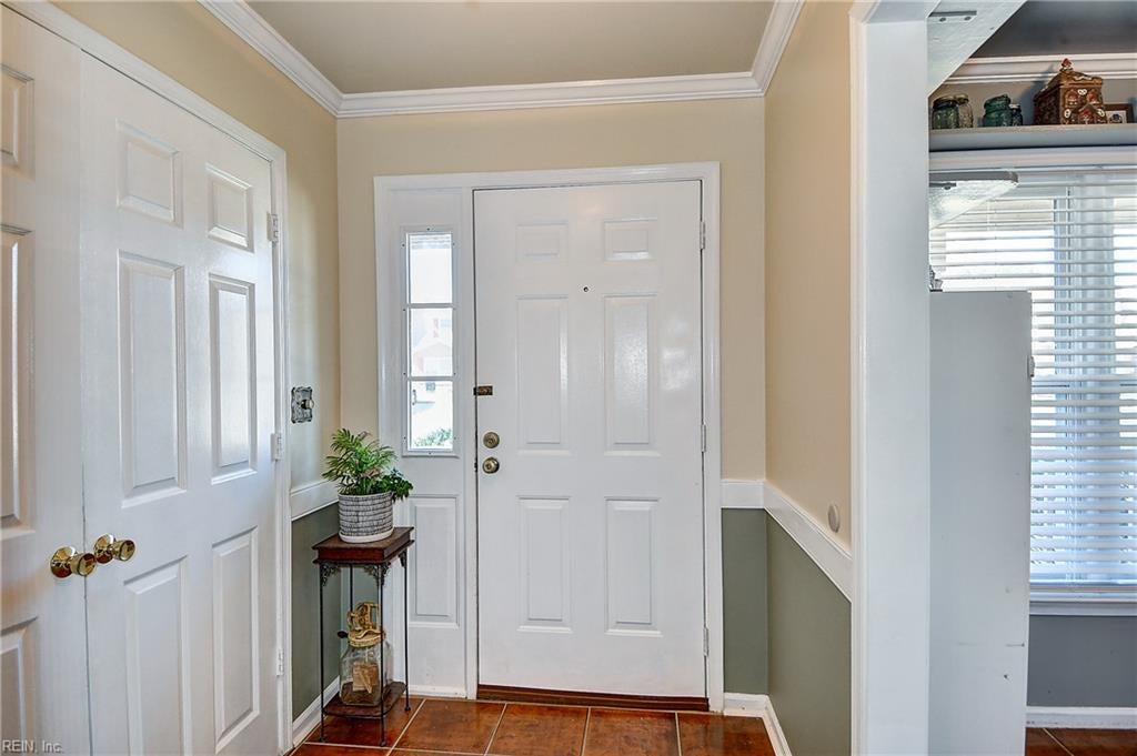 Photo of 432 Wayman Lane, Virginia Beach, VA 23454 (MLS # 10657724)