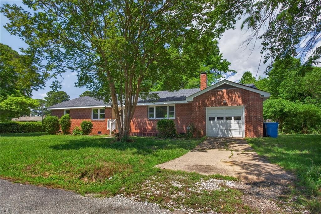 Photo of 1703 Landsworth Street, Chesapeake, VA 23324 (MLS # 10638937)