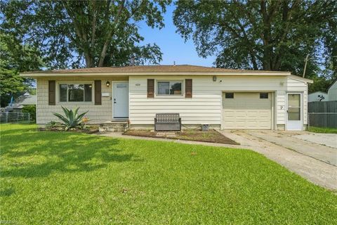 4824 Peachcreek LN Virginia Beach VA 23455