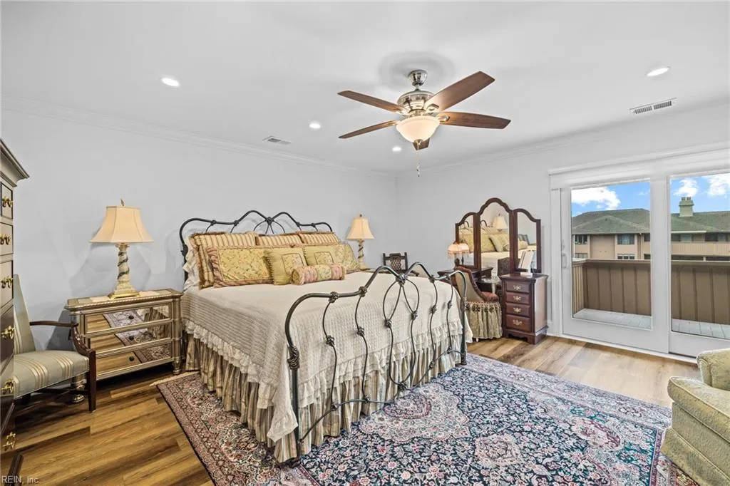 Virginia Beach, Virginia 23451, United States, 2 Bedrooms Bedrooms, ,3 BathroomsBathrooms,Residential,Active,168230