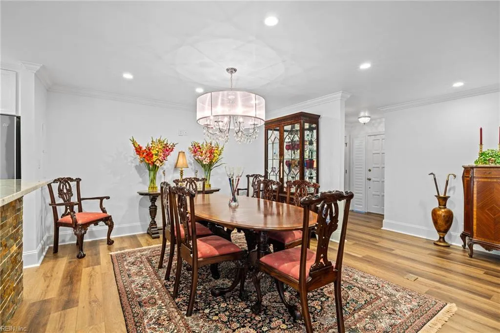 Virginia Beach, Virginia 23451, United States, 2 Bedrooms Bedrooms, ,3 BathroomsBathrooms,Residential,Active,168230