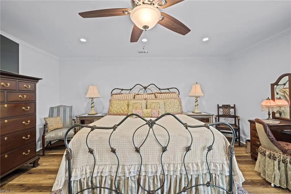 Virginia Beach, Virginia 23451, United States, 2 Bedrooms Bedrooms, ,3 BathroomsBathrooms,Residential,Active,168230