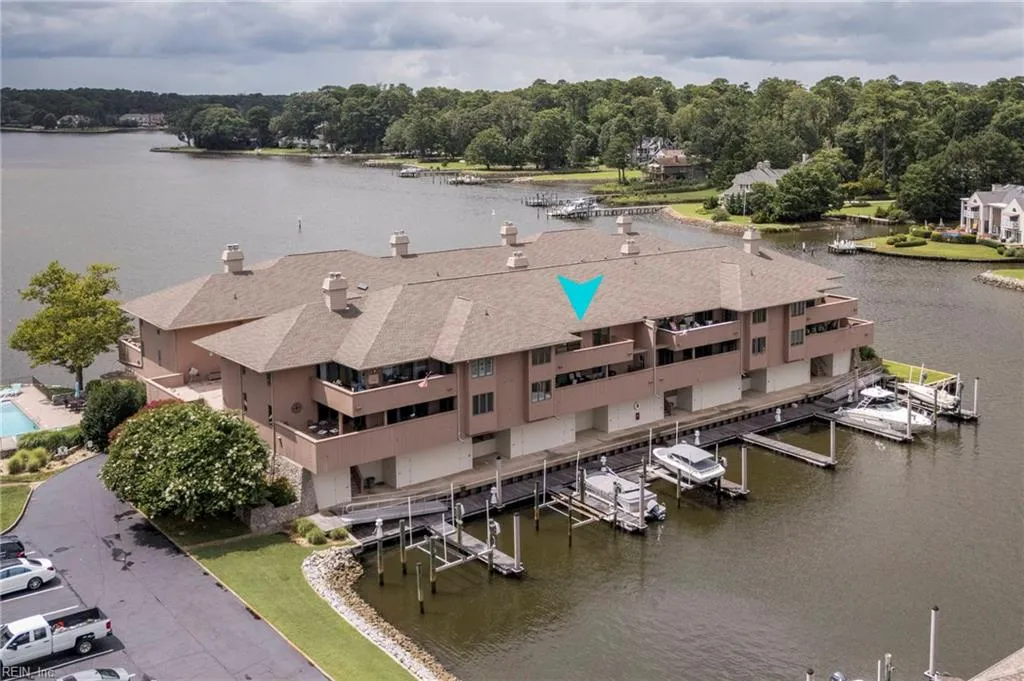 Virginia Beach, Virginia 23451, United States, 2 Bedrooms Bedrooms, ,3 BathroomsBathrooms,Residential,Active,168230