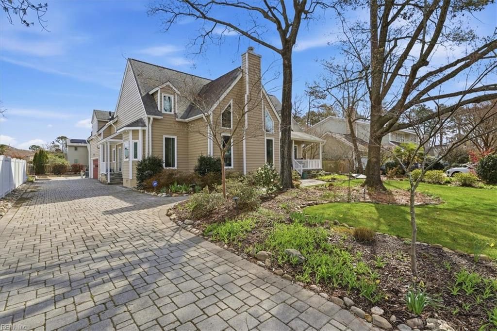 Photo of 604 Fort Raleigh Drive, Virginia Beach, VA 23451 (MLS # 10626075)