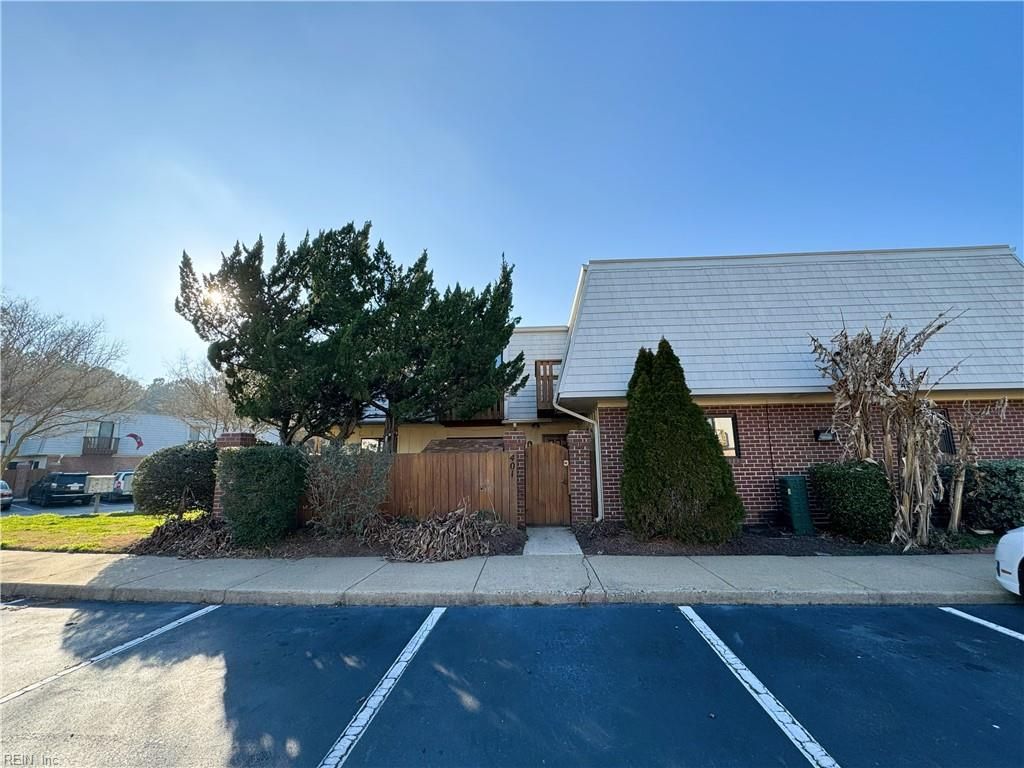 Photo of 401 MARSH DUCK Way, Virginia Beach, VA 23451 (MLS # 10621057)