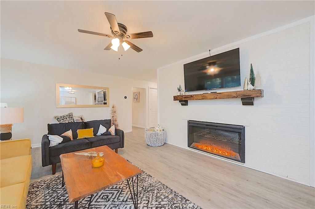 Photo of 1 Langhorne Road, Newport News, VA 23606 (MLS # 10621261)