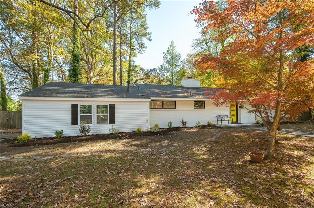 Photo of 1 Langhorne Road, Newport News, VA 23606 (MLS # 10621261)