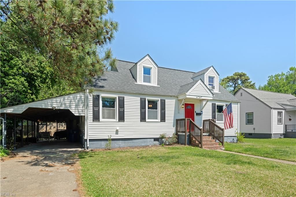 Photo of 1116 Newell Avenue, Norfolk, VA 23518 (MLS # 10630180)