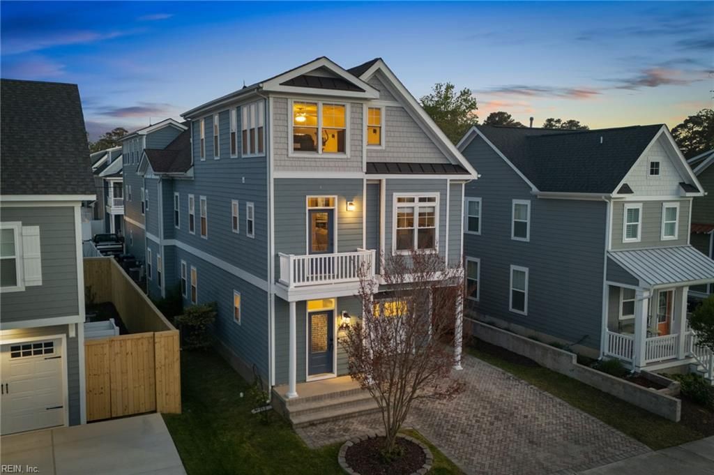 Photo of 502 26th Street, Virginia Beach, VA 23451 (MLS # 10629961)