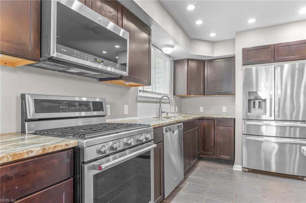 Photo of 3220 Deer Park Drive, Virginia Beach, VA 23452 (MLS # 10648673)