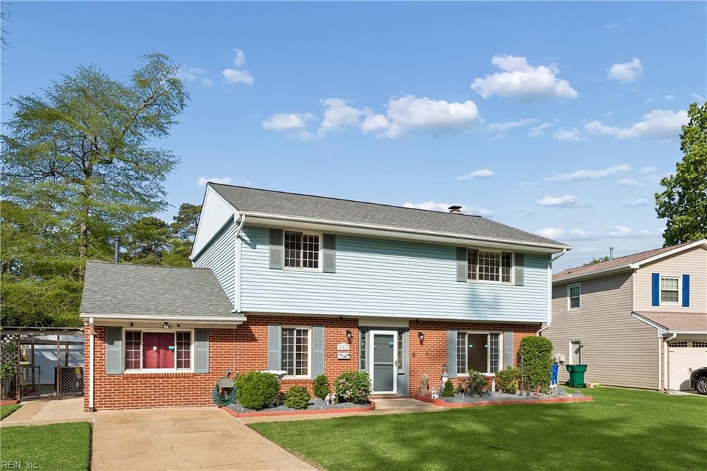 Photo of 821 Greenwich Lane, Newport News, VA 23601 (MLS # 10630523)