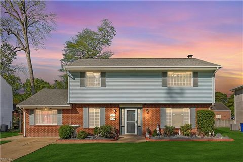 Photo of 821 Greenwich Lane, Newport News, VA 23601 (MLS # 10630523)