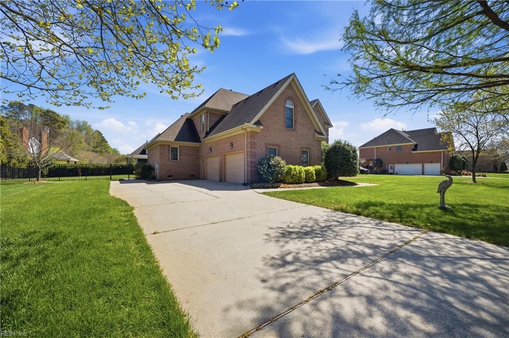 Photo of 536 Thistley Lane, Chesapeake, VA 23322 (MLS # 10626451)