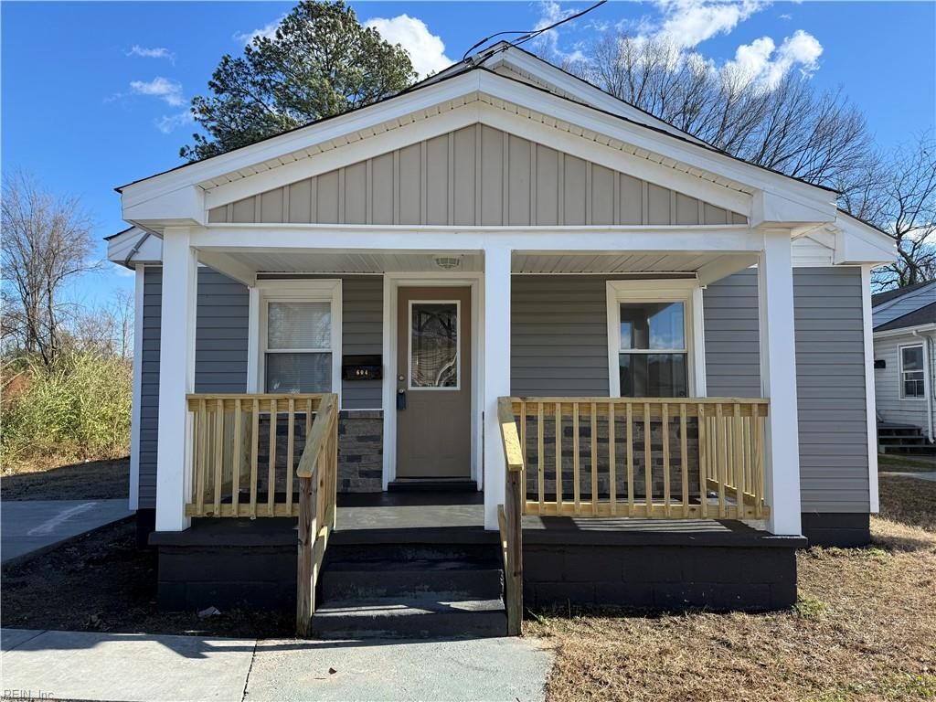 Photo of 604 County Street, Suffolk, VA 23434 (MLS # 10613984)