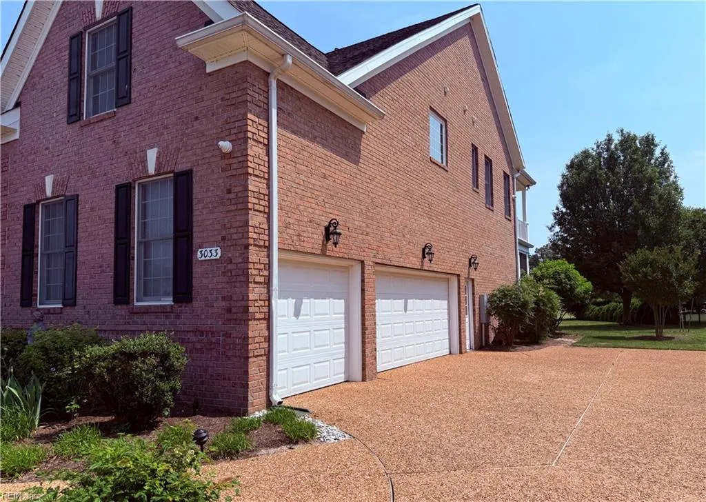 Suffolk, Virginia 23435, United States, 6 Bedrooms Bedrooms, ,5 BathroomsBathrooms,Residential,Active,154288