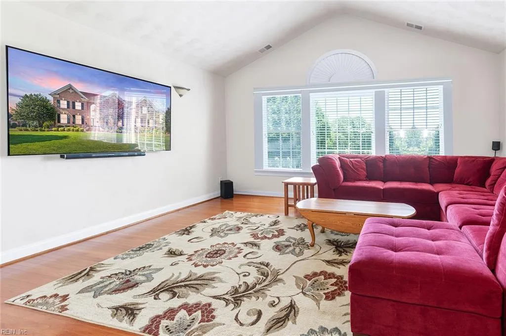 Suffolk, Virginia 23435, United States, 6 Bedrooms Bedrooms, ,5 BathroomsBathrooms,Residential,Active,154288