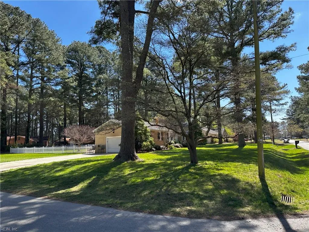 Suffolk, Virginia 23435, United States, 3 Bedrooms Bedrooms, ,2 BathroomsBathrooms,Residential,Active,96521