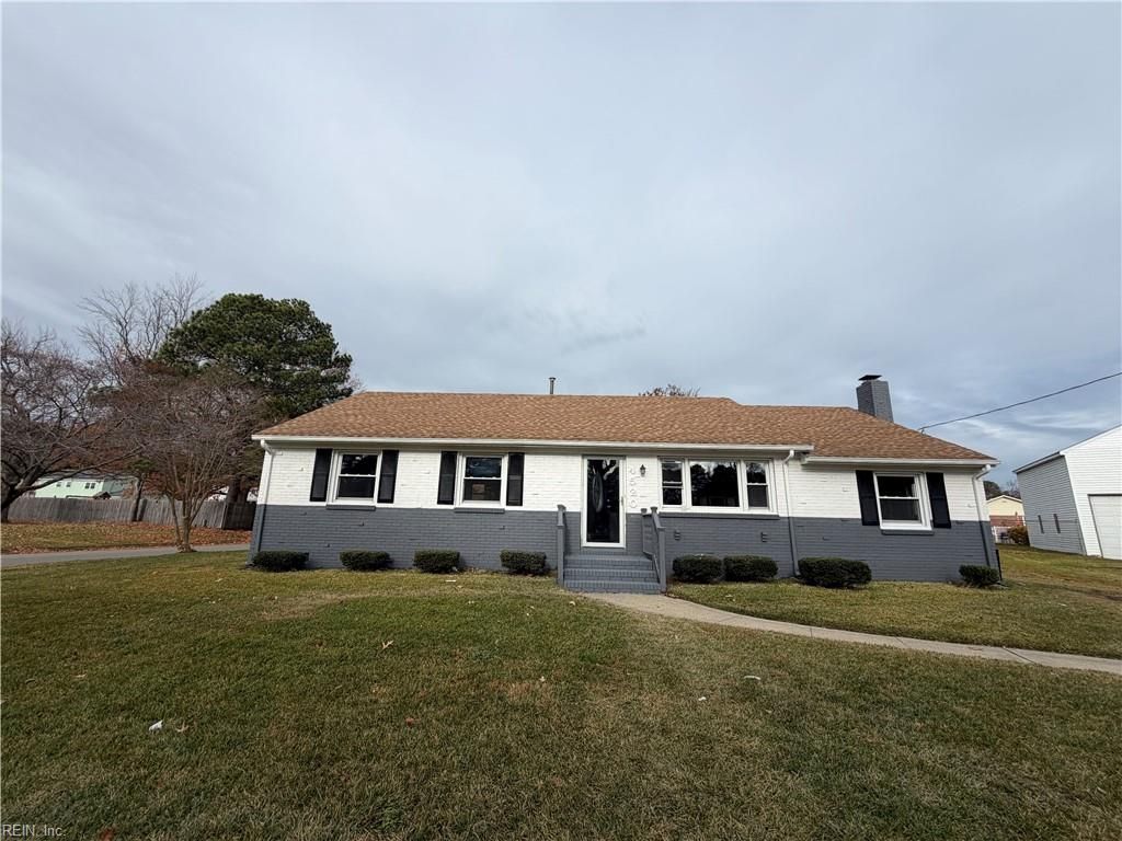 Photo of 4520 Ibis Court, Portsmouth, VA 23703 (MLS # 10612024)