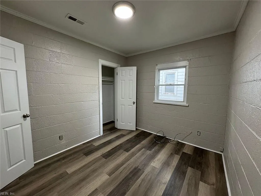 Hampton, Virginia 23663, United States, ,Residential,Active,207495