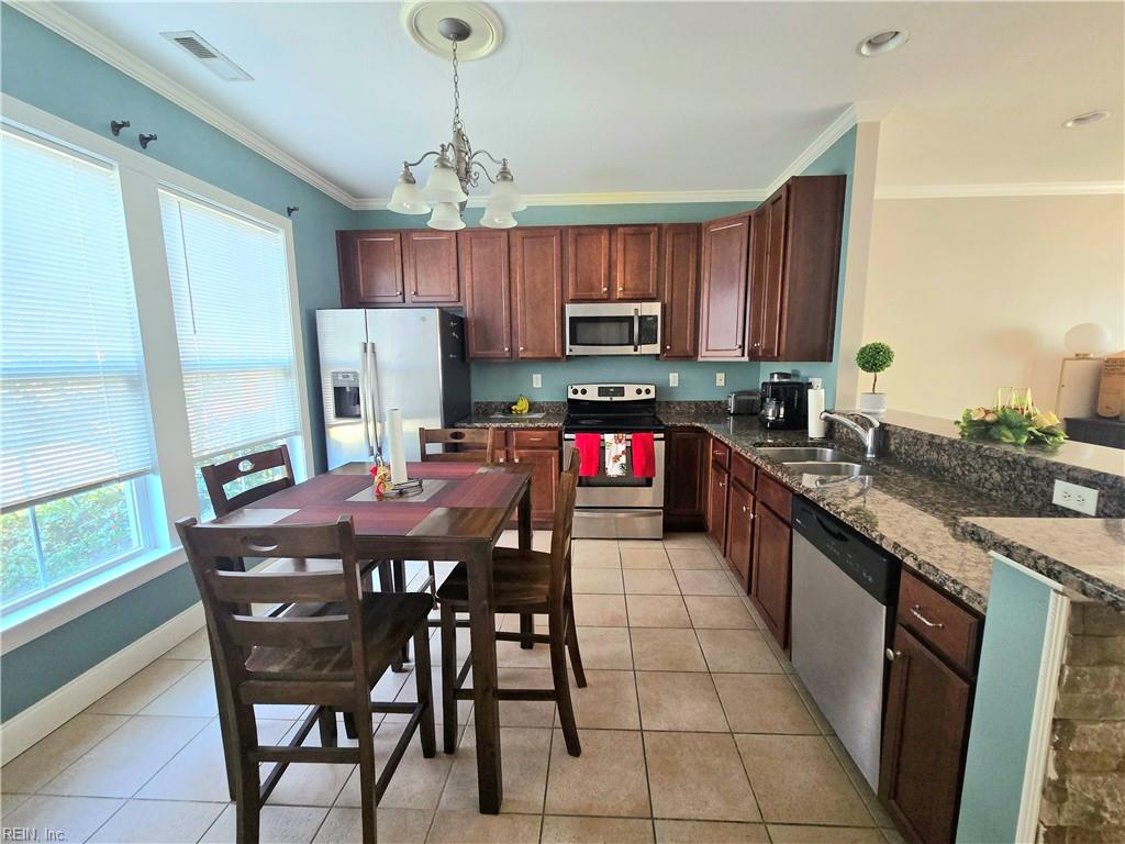 613 Mill Creek PW