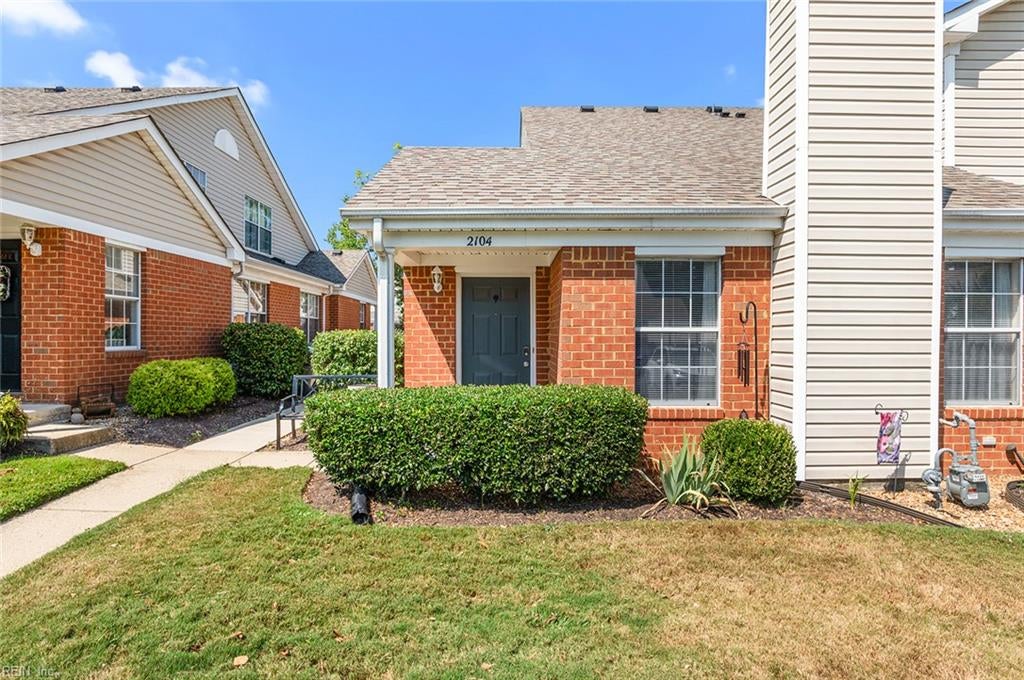 Photo of 2104 Westgate Circle, Williamsburg, VA 23185 (MLS # 10653093)