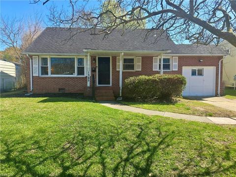Photo of 1345 Gabriel Drive, Norfolk, VA 23502 (MLS # 10625919)